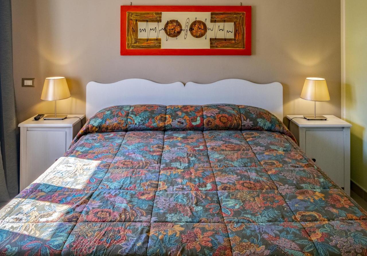 B&B San Trifone Adelfia Eksteriør billede